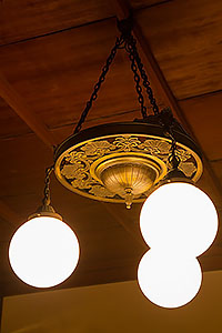比叡山延暦寺大書院の電球
